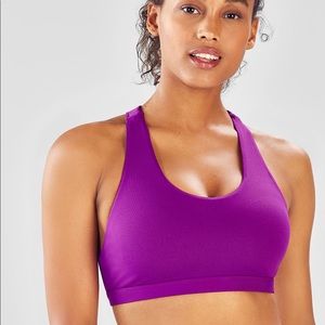 NWT Fabletics Kessler Sports Bra size M in Purple